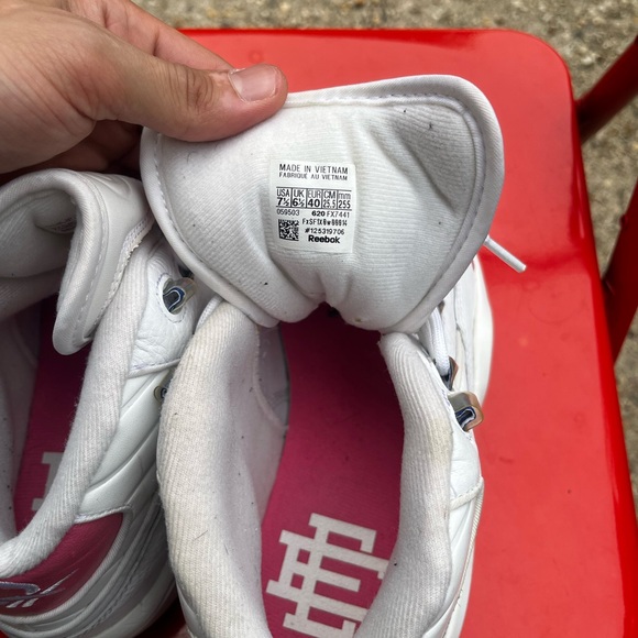 Eric Emanuel Rebook Question size 7.5 - Picture 2 of 5